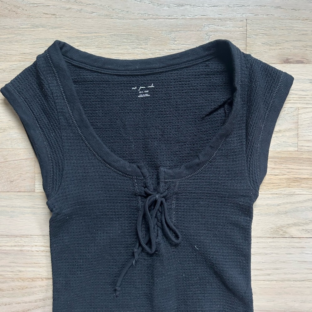 Urban Outfitters Black Ribbed Cap Sleeve T-Shirt
